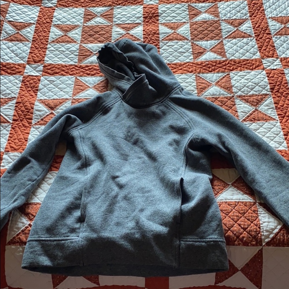 Lululemon pullover